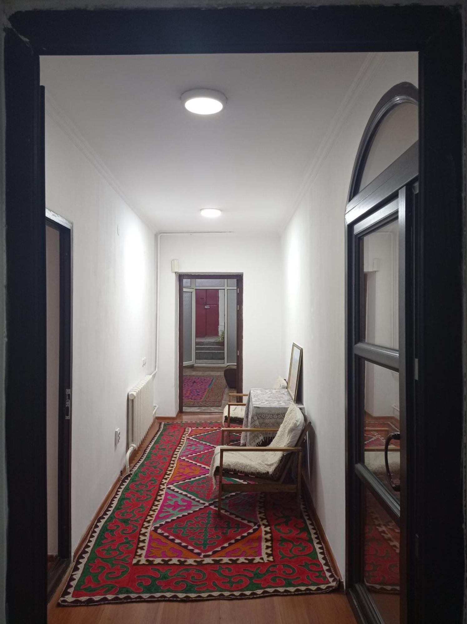 KGB Home Hostel Bisjkek Buitenkant foto